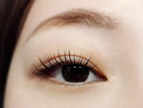 东京新宿日系睫毛与眉毛美容沙龙 Venus Lash 4